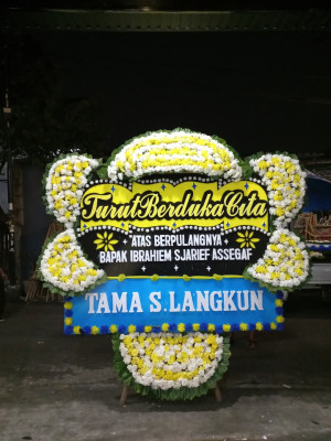 Papan Bunga Duka di Rasanae Barat